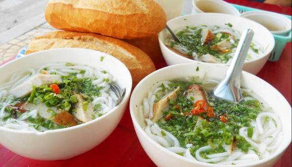 Bánh canh chả cá Bánh canh chả cá