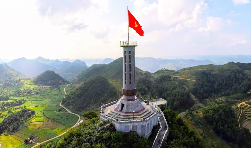 Cột cờ Lũng Cú – “Nơi bắt đầu nét vẽ đầu tiên của bản đồ Tổ quốc”