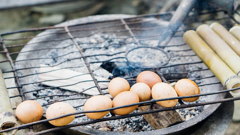 Khu ăn vặt phố Hàm Rồng