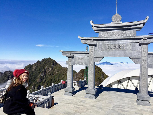 Khung cảnh ở cổng trời sapa