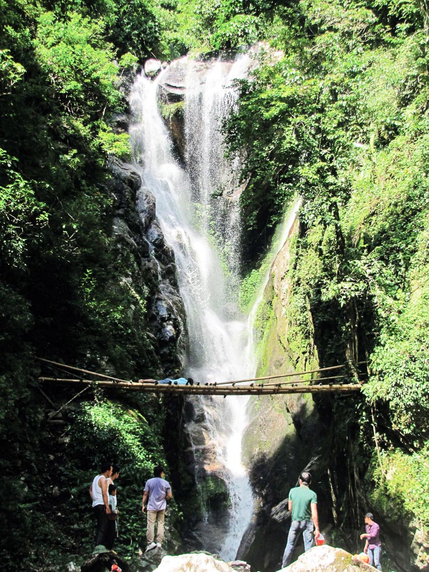 Dạo chơi Sin suối Hồ